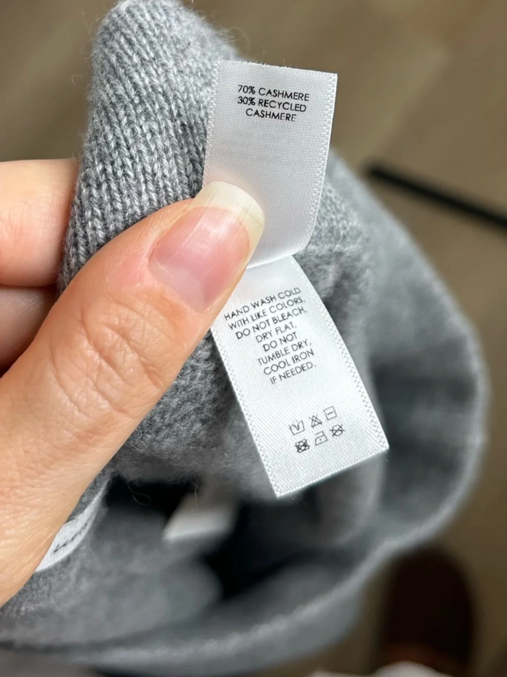 NWT Unsubscribed 100% Cashmere Gray Jogger Sweater Pant Relaxed Fit - Picture 13 of 16